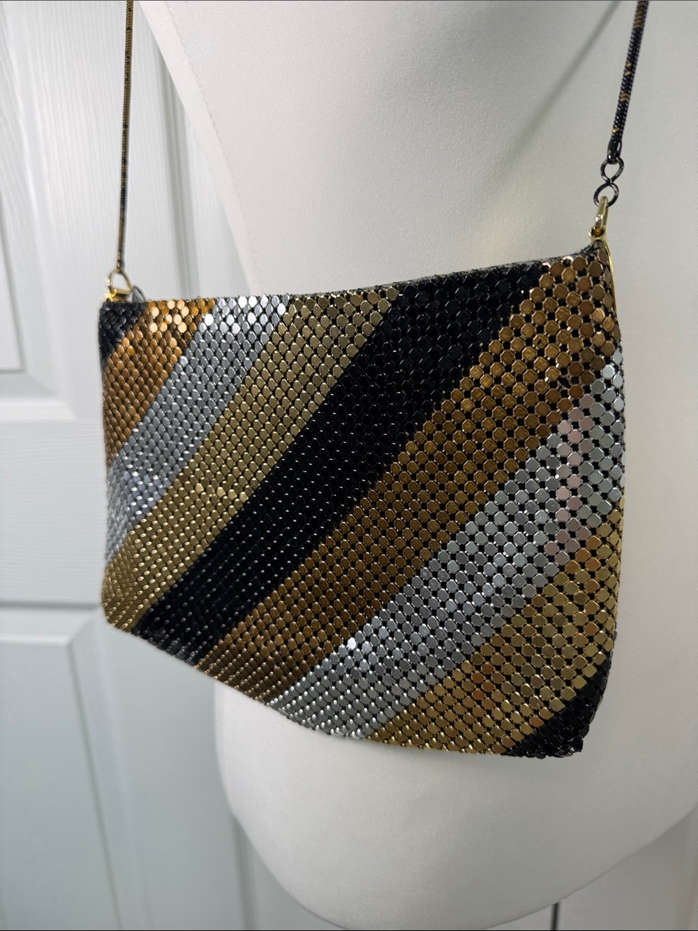 Boho metallic Y2K metal mesh clutch women’s shoulder bag, purse festival evening
